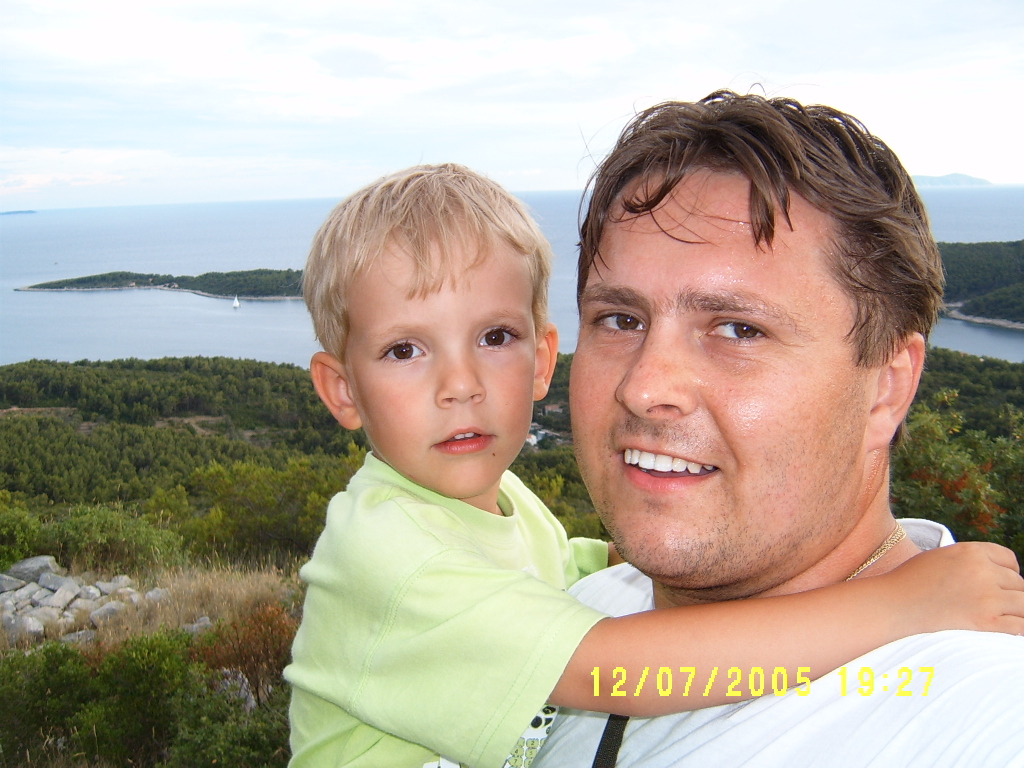 S3700019.JPG